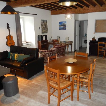 לארונס Appartements "Le Casino" Et "Lou Petit" מראה חיצוני תמונה